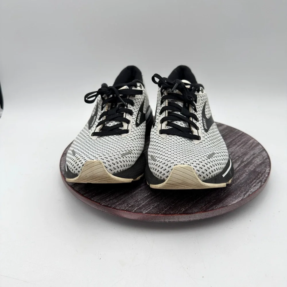 Brooks Running Shoes Mens Size 9 Adrenaline GTS 22 White Black Grey 1103661D135